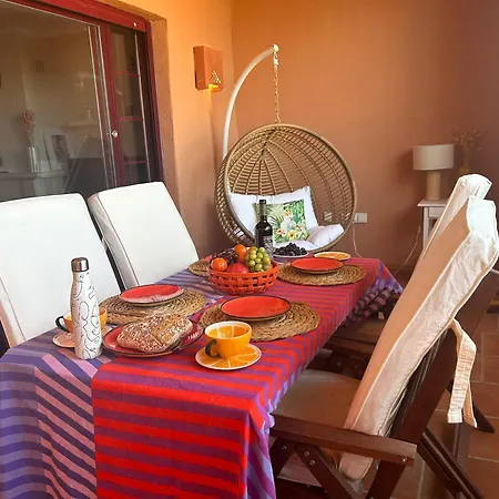 Picasso In El Soto De La Mairena Apartment *